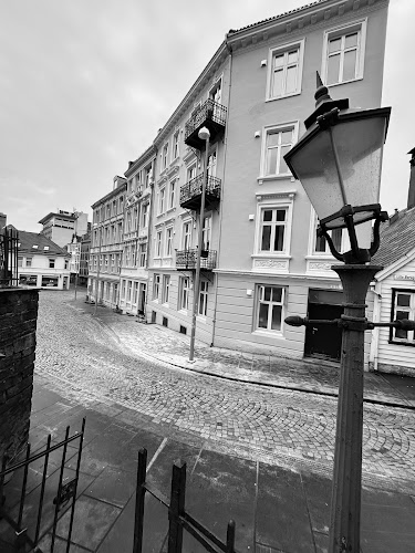 Tempo Tempo - Gastronomi og hotellvirksomhet