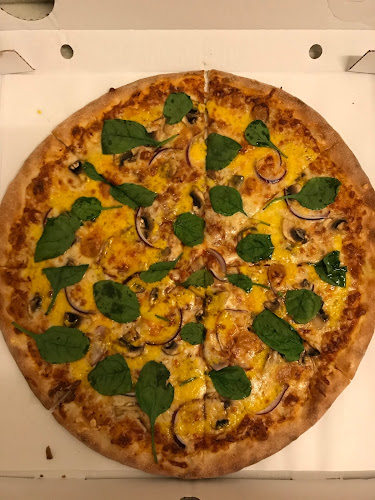 Dr Pizza - Gastronomi og hotellvirksomhet