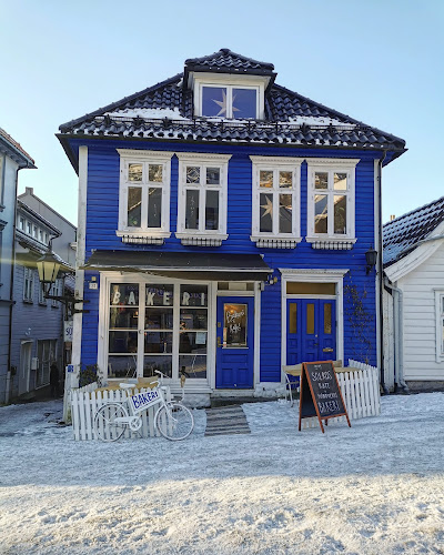 Solros Kafe og Bakeri - Gastronomi og hotellvirksomhet