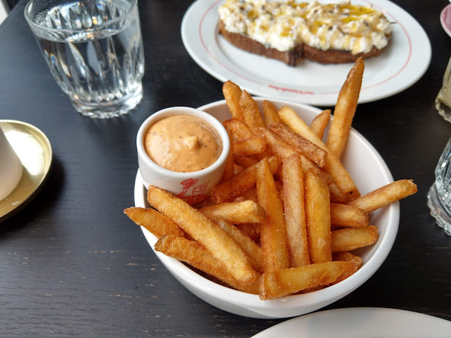 Comentarii opinii despre The Vandelay