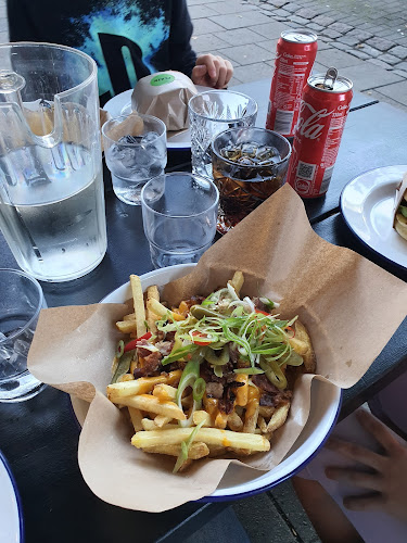 Comentarii opinii despre Bror