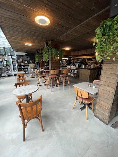 Kardemomme Kaffibar - Gastronomi og hotellvirksomhet