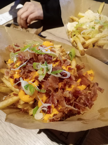 Comentarii opinii despre Holy Cow