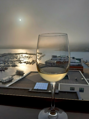 Comentarii opinii despre Top 13 Bar & Lounge