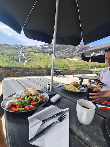 Opinii despre Røldalterrassen în Røldal - Gastronomi og hotellvirksomhet