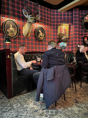 Comentarii opinii despre The Lannisters