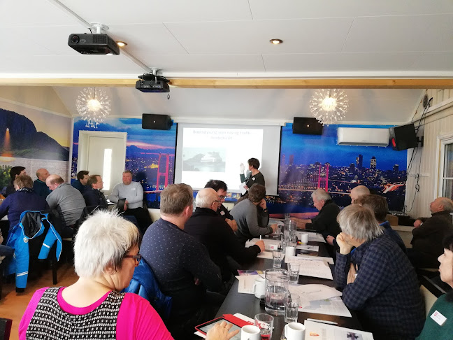 Klakkskjæret pub og restaurant AS