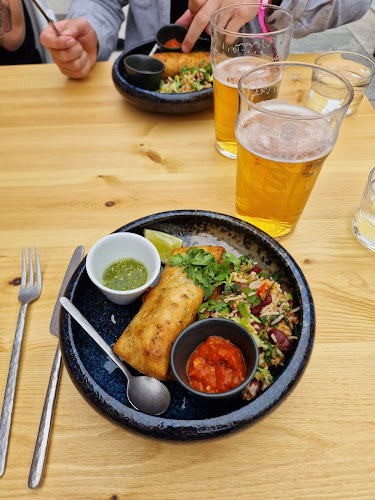 Comentarii opinii despre Hambre