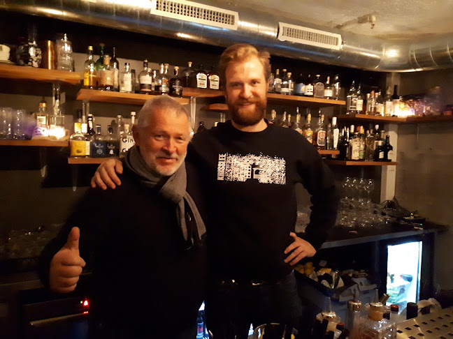 Pjolter & Punsj - Gastronomi og hotellvirksomhet