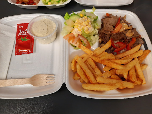 Opinii despre Ben's pizza og grill în Kristiansund - Gastronomi og hotellvirksomhet