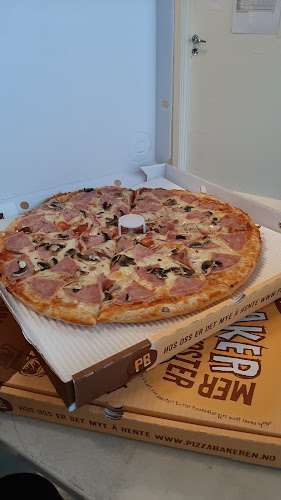 Opinii despre Pizzabakeren Ulsteinvik în Ulsteinvik - Gastronomi og hotellvirksomhet