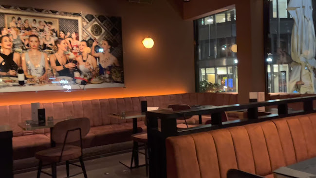 Rebel - Gastronomi og hotellvirksomhet