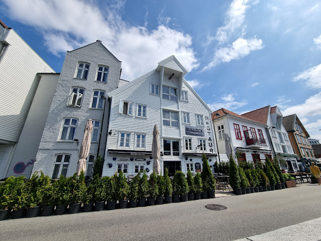 Bullock Steak & Bar - Gastronomi og hotellvirksomhet