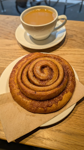 Opinii despre Kaffebrenneriet avd St.Hanshaugen în Oslo - Gastronomi og hotellvirksomhet