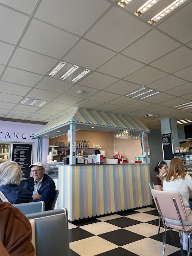 Larsen's Bakery - Gastronomi og hotellvirksomhet