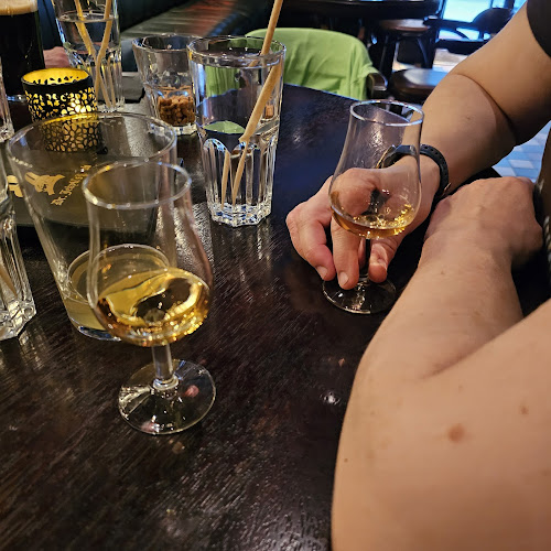 Dr. Jekyll’s Pub - Gastronomi og hotellvirksomhet