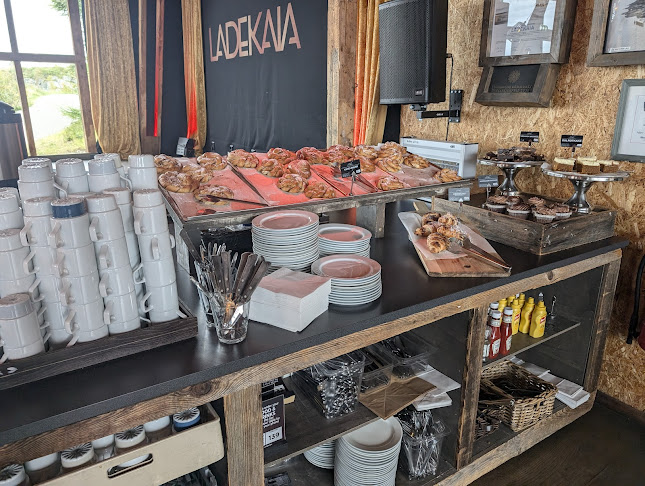 Comentarii opinii despre Ladekaia