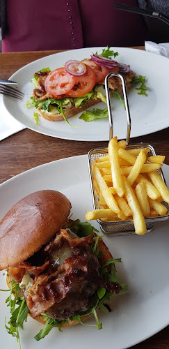 Comentarii opinii despre Jonas B. Gundersen Porsgrunn