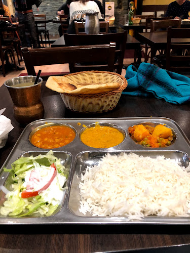 Punjab Tandoori - Gastronomi og hotellvirksomhet