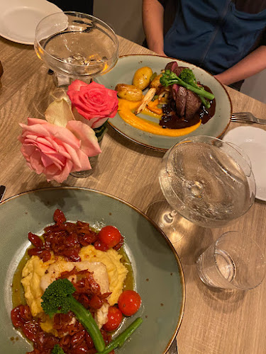 Opinii despre Damsgårdstuene în Laksevåg - Gastronomi og hotellvirksomhet