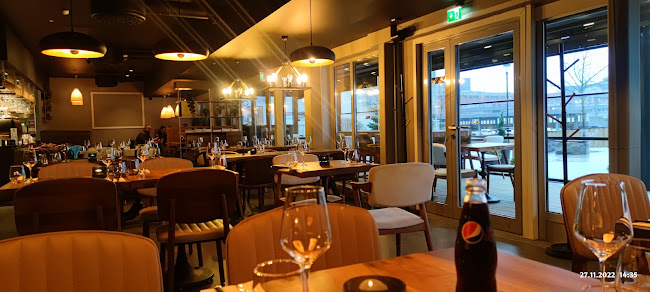 Sanremo Restaurant & Pizzeria - Gastronomi og hotellvirksomhet