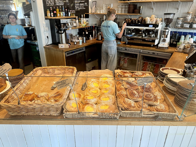 Henningsvær Lysstøperi og Cafe