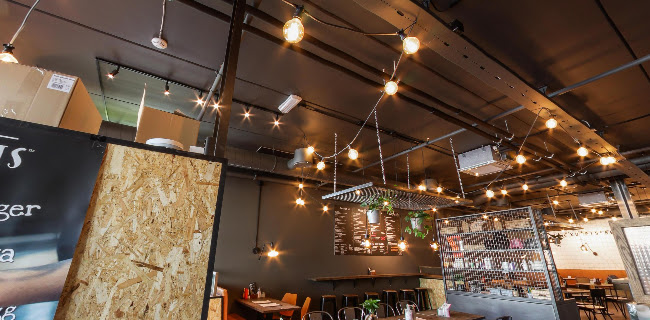 Opinii despre Kompis Røa în Oslo - Gastronomi og hotellvirksomhet