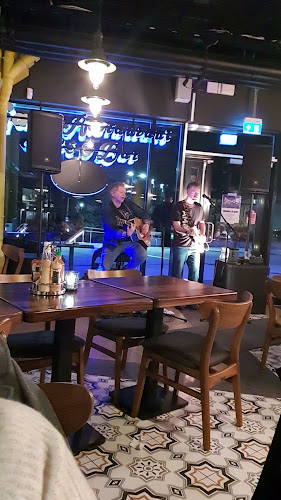 Opinii despre Gondol Restaurant & Bar în Oslo - Gastronomi og hotellvirksomhet