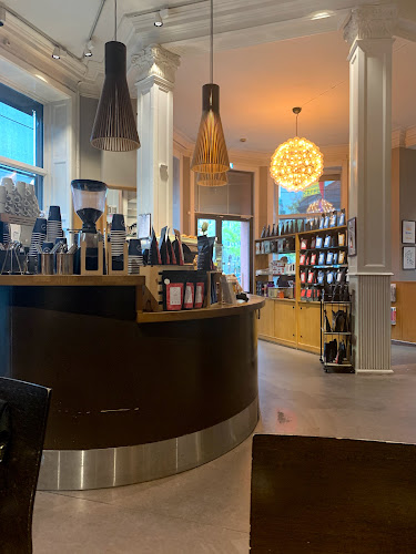 Opinii despre Dromedar Kaffebar Moxness în Trondheim - Gastronomi og hotellvirksomhet