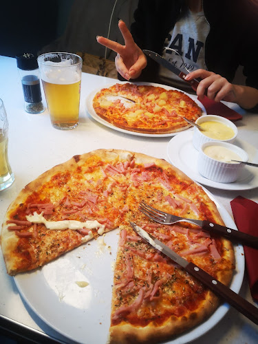 Freddy's Diner - Gastronomi og hotellvirksomhet