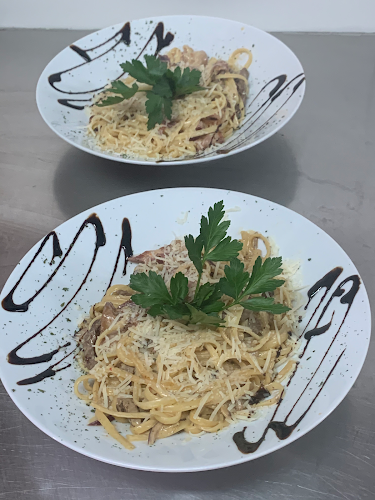 Opinii despre Charlie’s diner AS în Rakkestad - Gastronomi og hotellvirksomhet