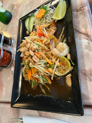 Comentarii opinii despre Tuk Tuk Thai Restaurant