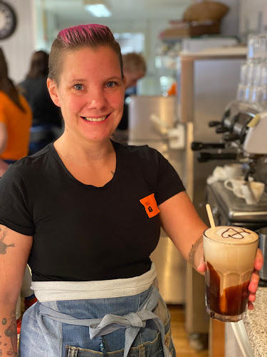 Comentarii opinii despre Kafe | Kirkens Bymisjon i Hønefoss