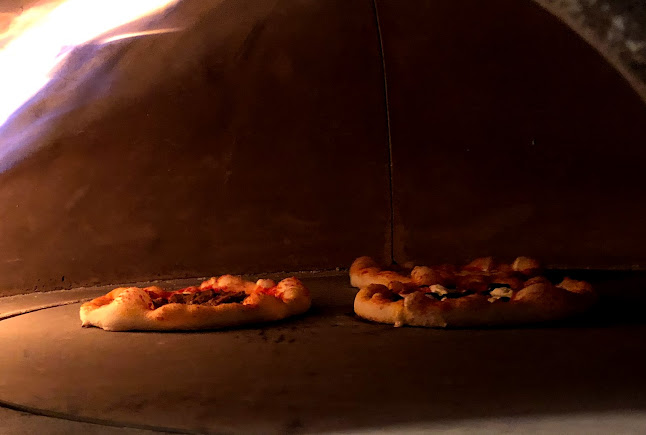 Comentarii opinii despre Pizzeria & Vino "La Famiglia"