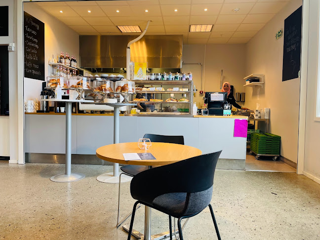 Opinii despre Punktum Kafé & kaffebar în Narvik - Gastronomi og hotellvirksomhet