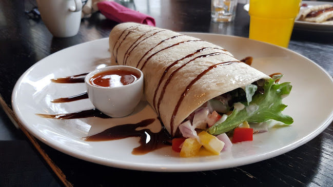 Opinii despre KaffeDilla în Kløfta - Gastronomi og hotellvirksomhet