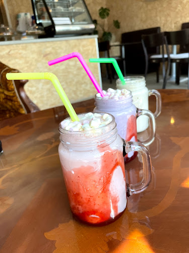 Comentarii opinii despre 13 Humler / Bar