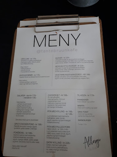 Opinii despre Tante Bruun Kaffe & Mat în Ålesund - Gastronomi og hotellvirksomhet