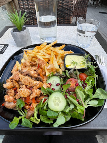 Palace Café - Gastronomi og hotellvirksomhet