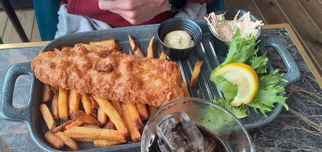 W / Lounge - Stavern