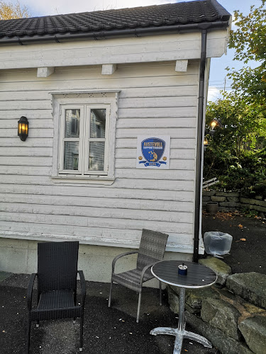 Drengastova - Gastronomi og hotellvirksomhet