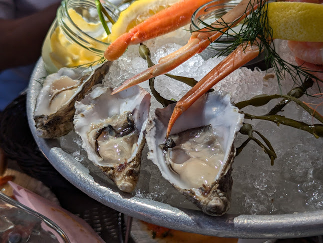 Louise Restaurant & Bar