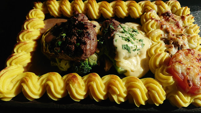 Opinii despre Gondol Restaurant & Bar în Oslo - Gastronomi og hotellvirksomhet