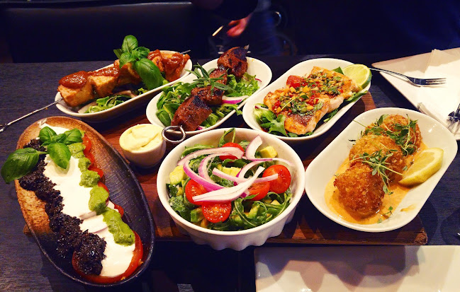 Opinii despre Le Monde Tapas în Kristiansand - Gastronomi og hotellvirksomhet