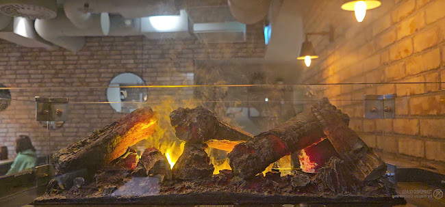 Holy Cow - Gastronomi og hotellvirksomhet