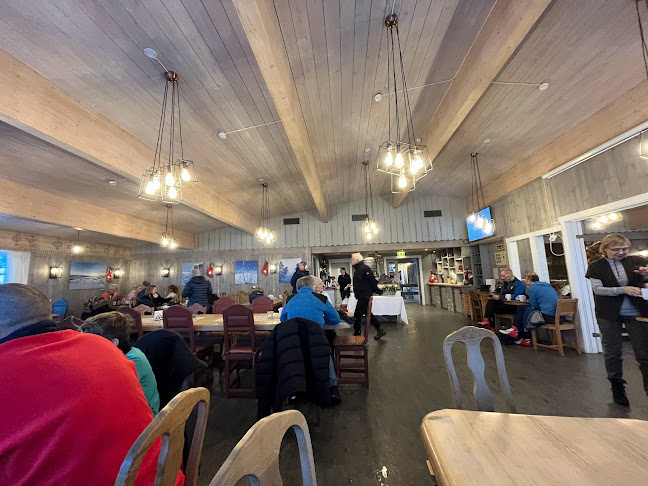 Røsslyngstua Kafé - Gastronomi og hotellvirksomhet