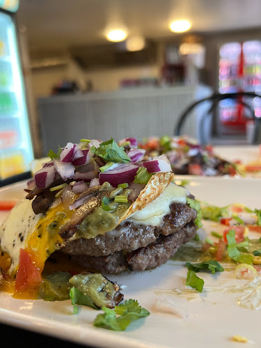 La Familia Råde - Gastronomi og hotellvirksomhet