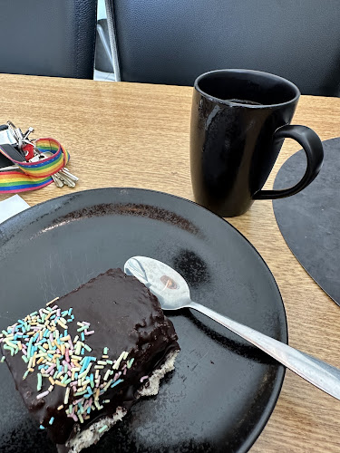 Obs! Kafe - Gastronomi og hotellvirksomhet