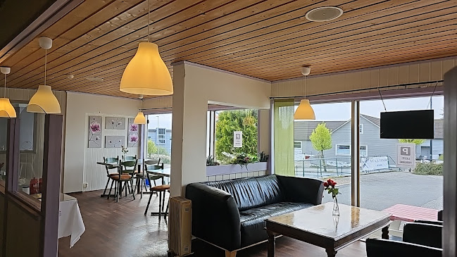 Bowlingen Cafe - Gastronomi og hotellvirksomhet