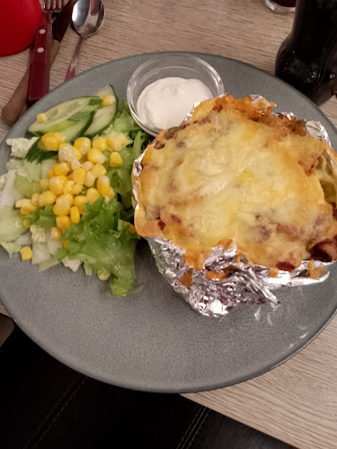 Opinii despre Cafe Royal AS în Rolvsøy - Gastronomi og hotellvirksomhet